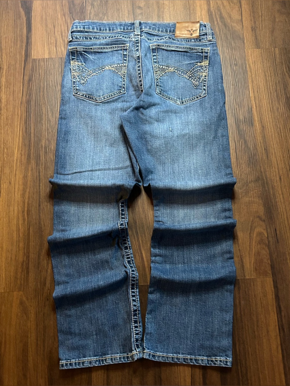 Wrangler Men's Bootcut Jeans in Medium Blue